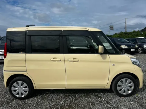 Suzuki Spacia