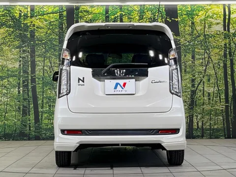 Honda N-WGN Custom