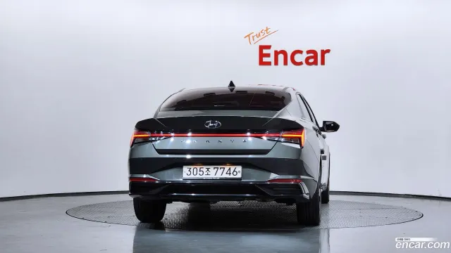 Hyundai Elantra (Avante)