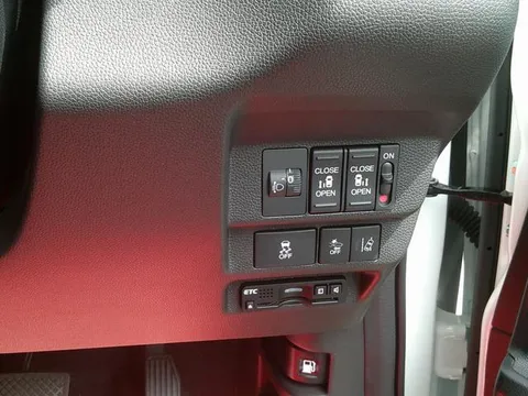 Honda Freed Plus