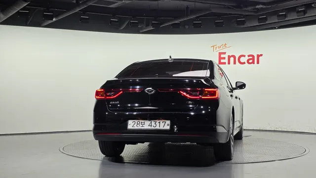 Renault Talisman (SM6)