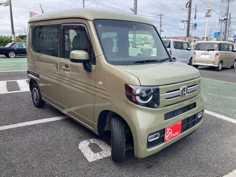 Honda N-VAN Plus Style