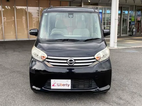 Nissan Dayz Roox