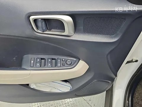Hyundai Venue