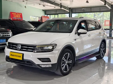 Volkswagen Tiguan L