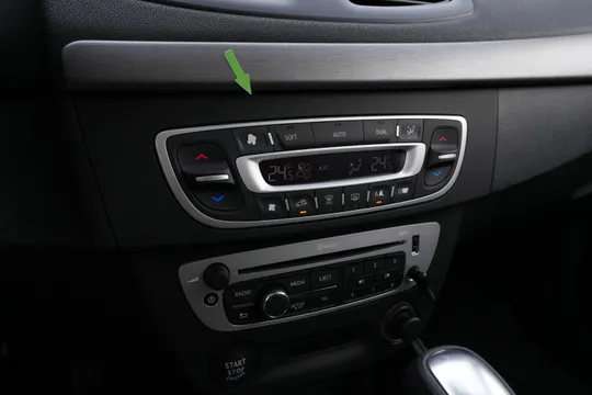 Renault SM3