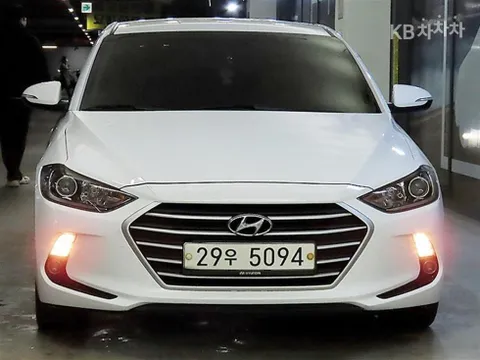 Hyundai Elantra (Avante)