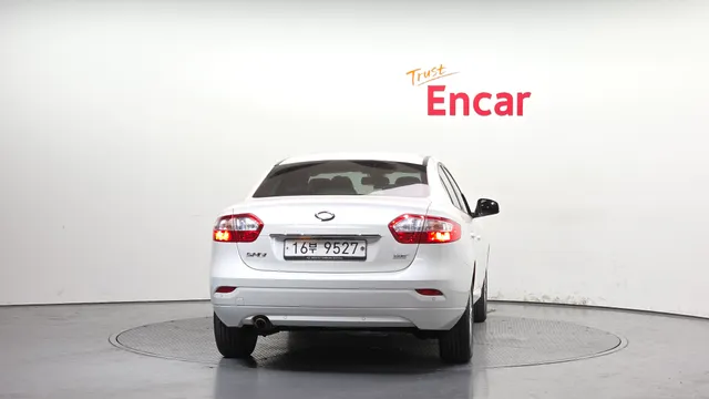 Renault SM3