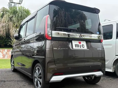 Mitsubishi eK X Space