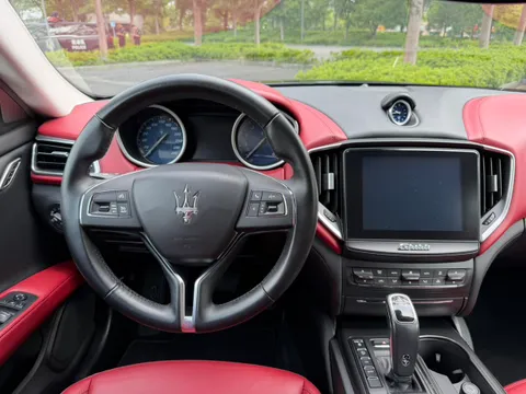 Maserati Ghibli