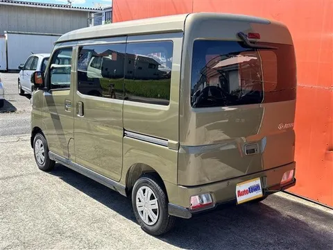 Daihatsu Atrai