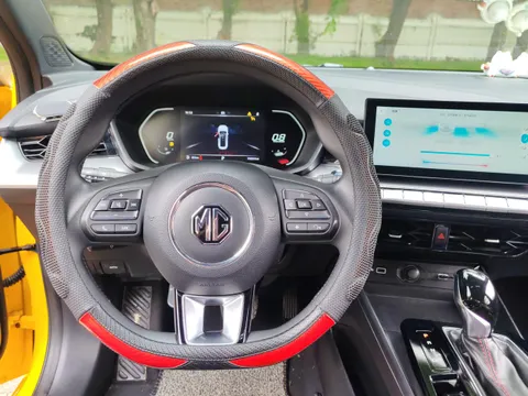 MG MG5