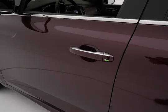 Renault Talisman (SM6)