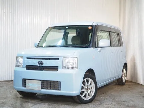 Toyota Pixis Space