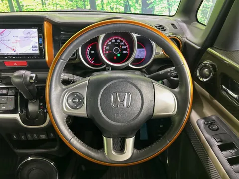 Honda N-BOX Slash