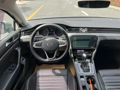 Volkswagen Magotan