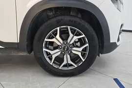 Kia KX3