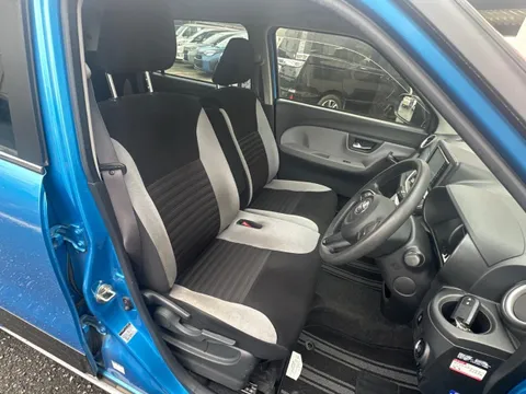 Toyota Pixis Joy