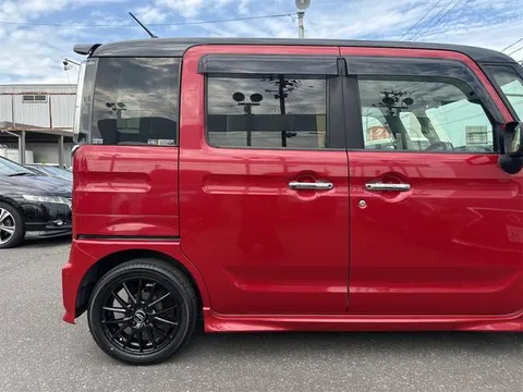 Suzuki Spacia Custom