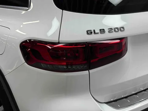 Mercedes-Benz Mercedes-Benz GLB