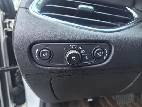 Chevrolet Malibu XL