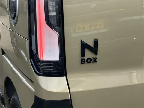 Honda N-BOX Joy
