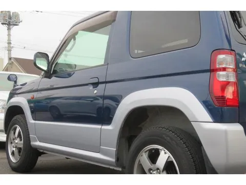 Mitsubishi Pajero Mini