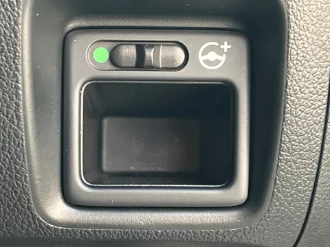 Honda N-BOX Slash