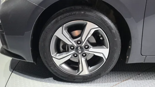 Kia Cerato (K3)