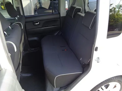 Toyota Pixis Space