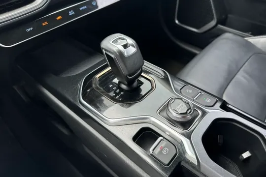 Geely Icon