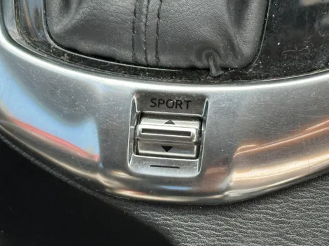Mazda Mazda2 (Demio)