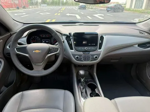 Chevrolet Malibu XL