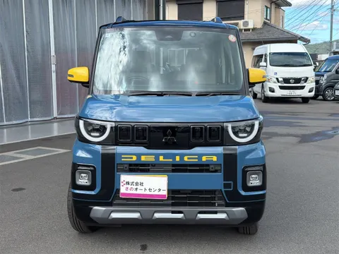 Mitsubishi Delica Mini