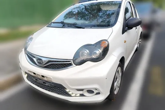 BYD F0