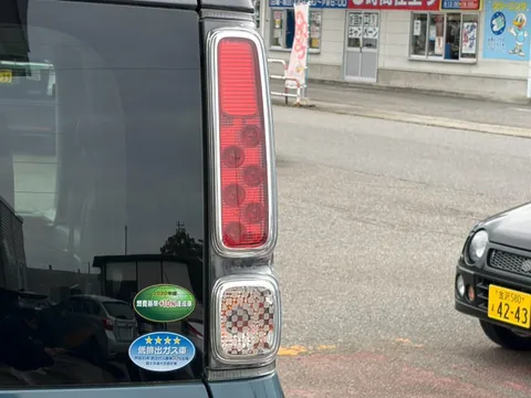 Suzuki Spacia Gear
