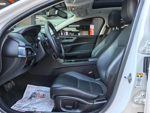 Jaguar XEL