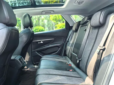 Peugeot 4008