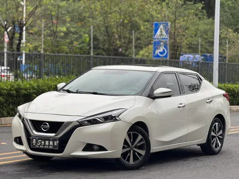Nissan Bluebird