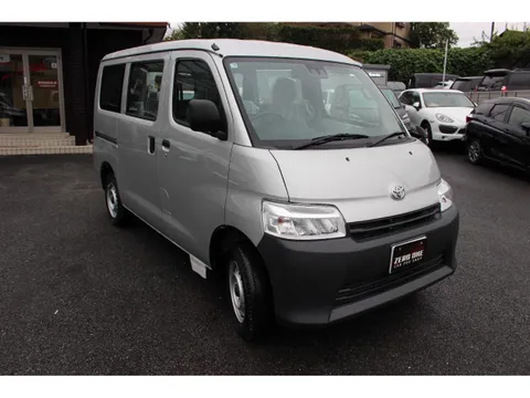 Toyota TownAce Van