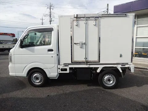 Nissan Clipper Truck