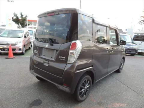 Nissan Dayz Roox