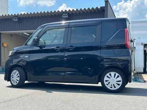 Mitsubishi eK Space
