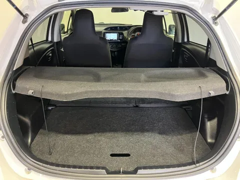 Toyota Yaris (Vitz)