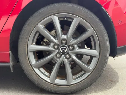 Mazda MAZDA3 Fastback