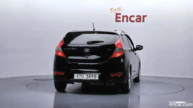 Hyundai Accent