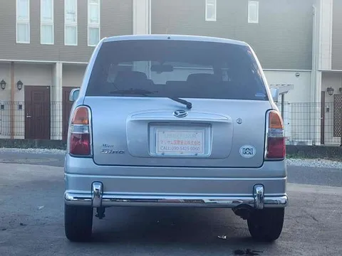 Daihatsu Mira Gino