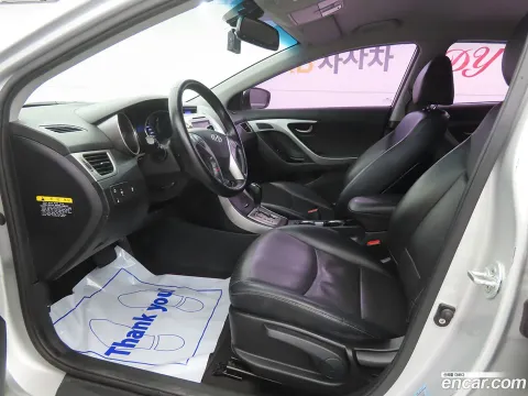 Hyundai Elantra (Avante)