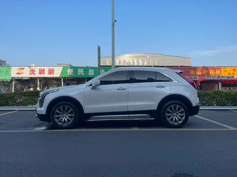 Cadillac XT4