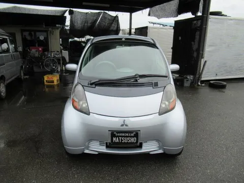 Mitsubishi I